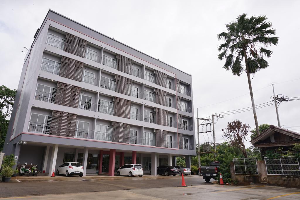 Chompu Nakarin Apartment Trang Exteriér fotografie