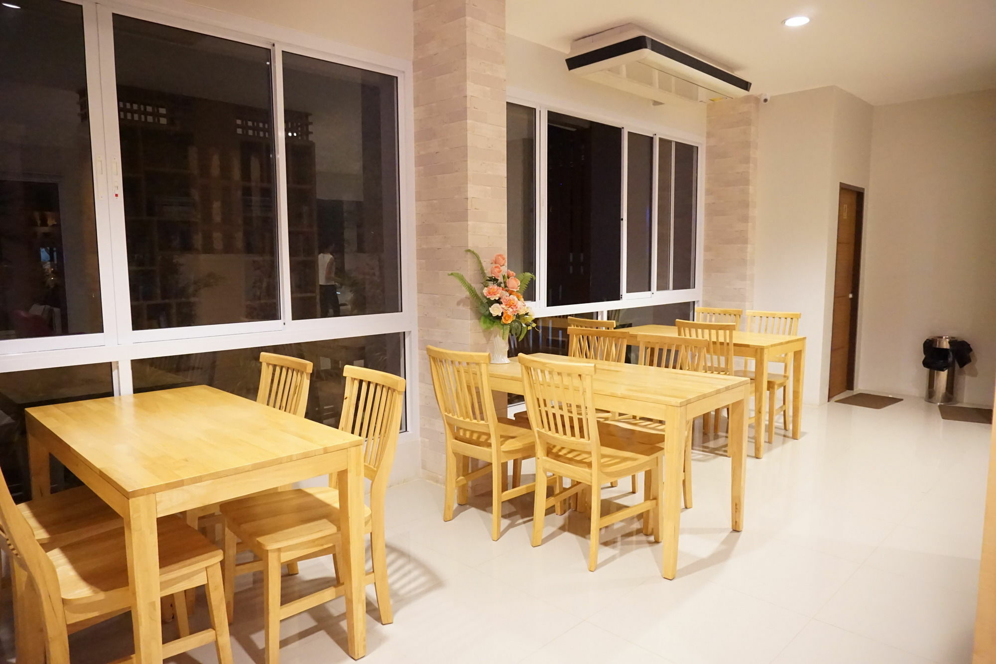 Chompu Nakarin Apartment Trang Exteriér fotografie